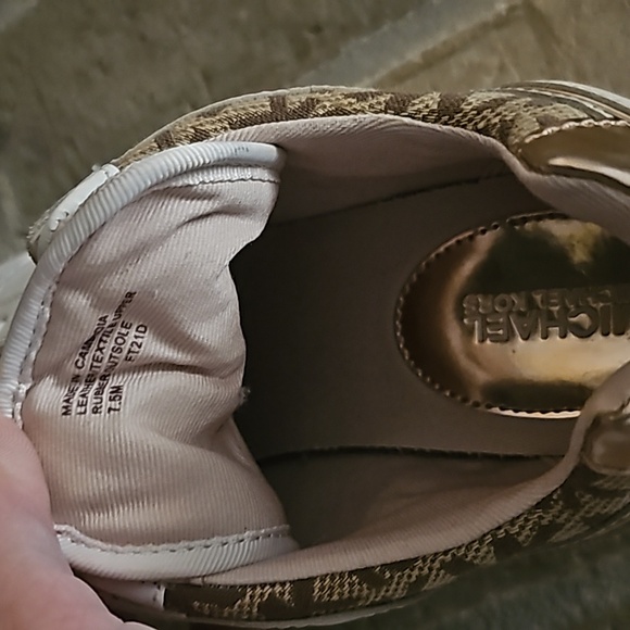 Michael Kors Sneakers - Picture 5 of 6